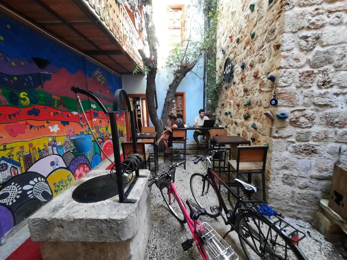 Kuyu Beergarden Hostel Antalya Exterior foto