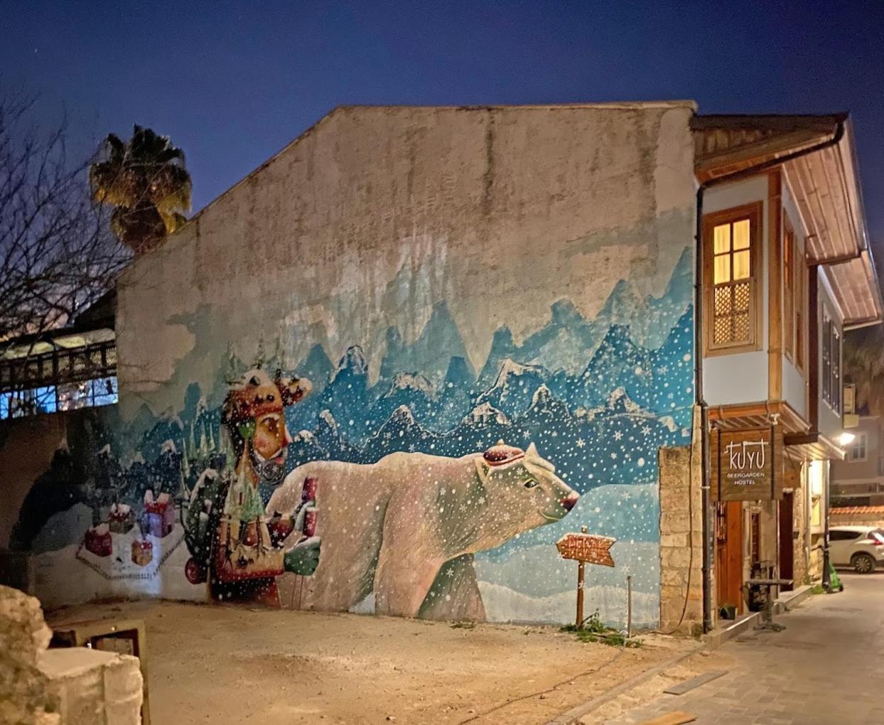 Kuyu Beergarden Hostel Antalya Exterior foto